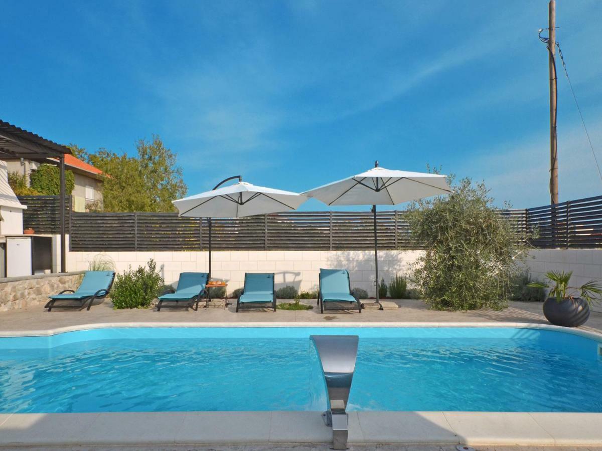 Deluxe Apartman Porto Trogir Exteriör bild