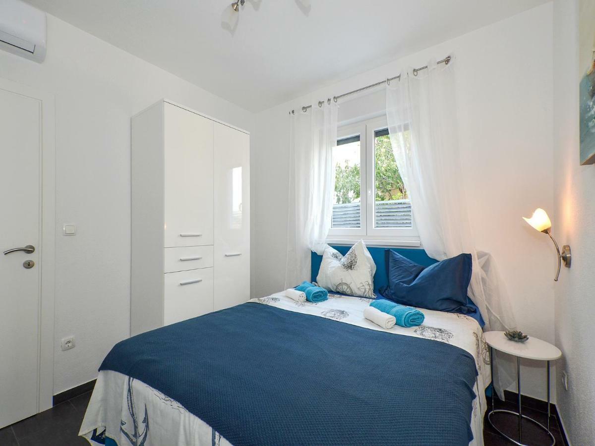 Deluxe Apartman Porto Trogir Exteriör bild
