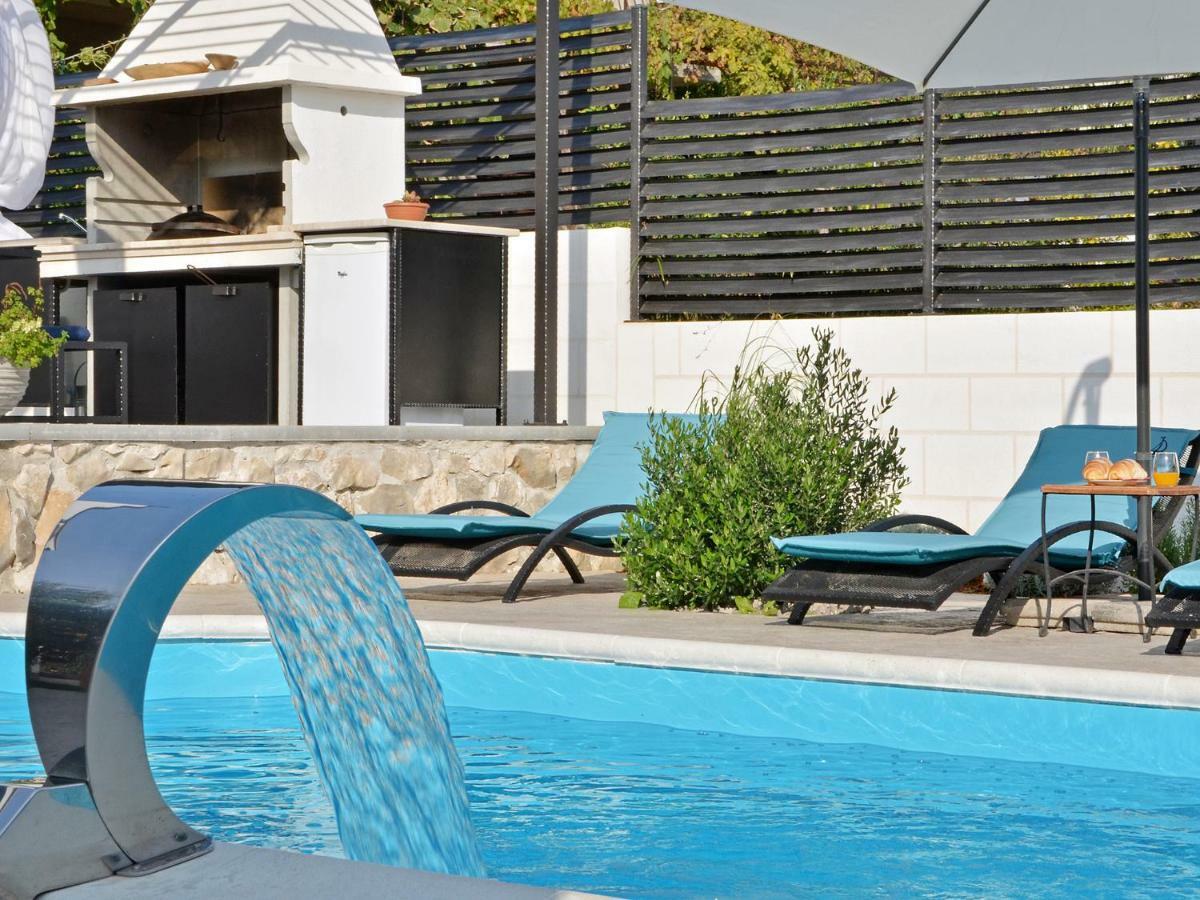 Deluxe Apartman Porto Trogir Exteriör bild