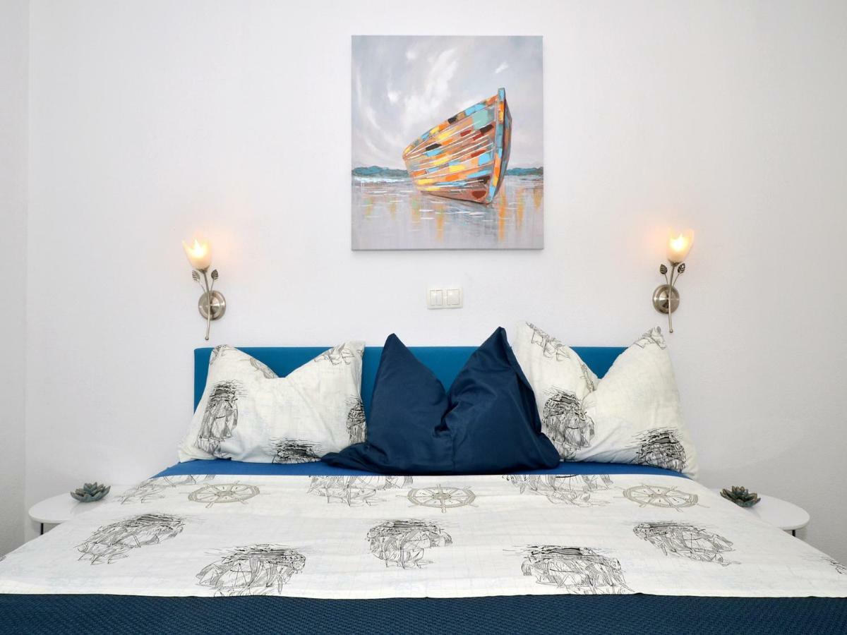 Deluxe Apartman Porto Trogir Exteriör bild